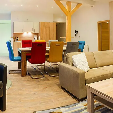 Penthouse In Niederau By Lift & Panoramic Views, Cleaning Included شقة *
