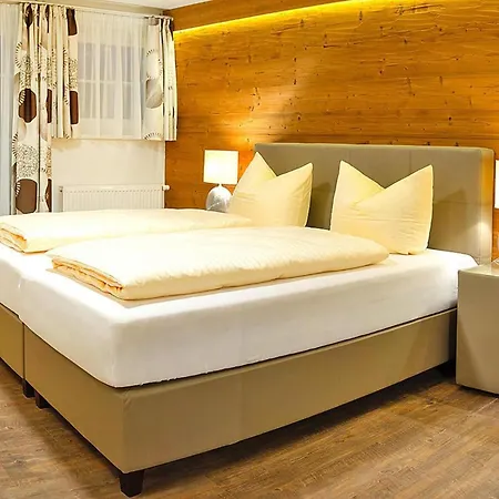 Penthouse In Niederau By Ski Lift & Panoramic Views, Cleaning Included * Wildschoenau
